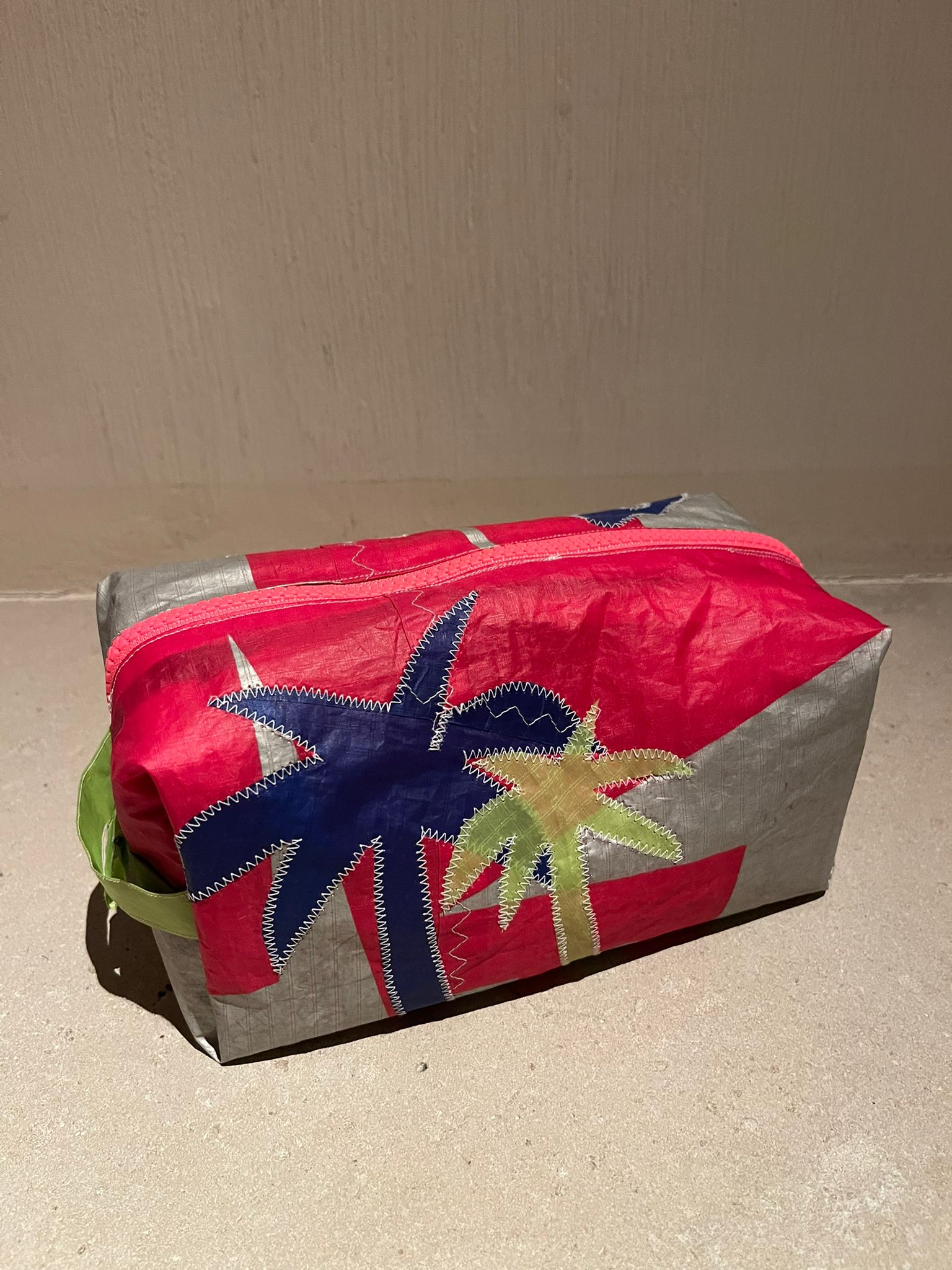 Pink No.2 Medium Zip