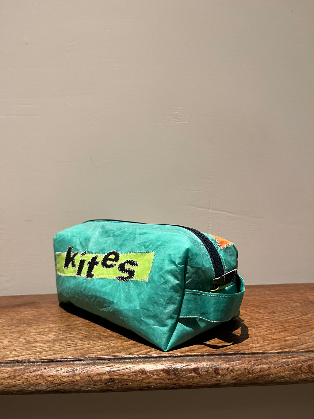 Kites Blue Pencil Zip