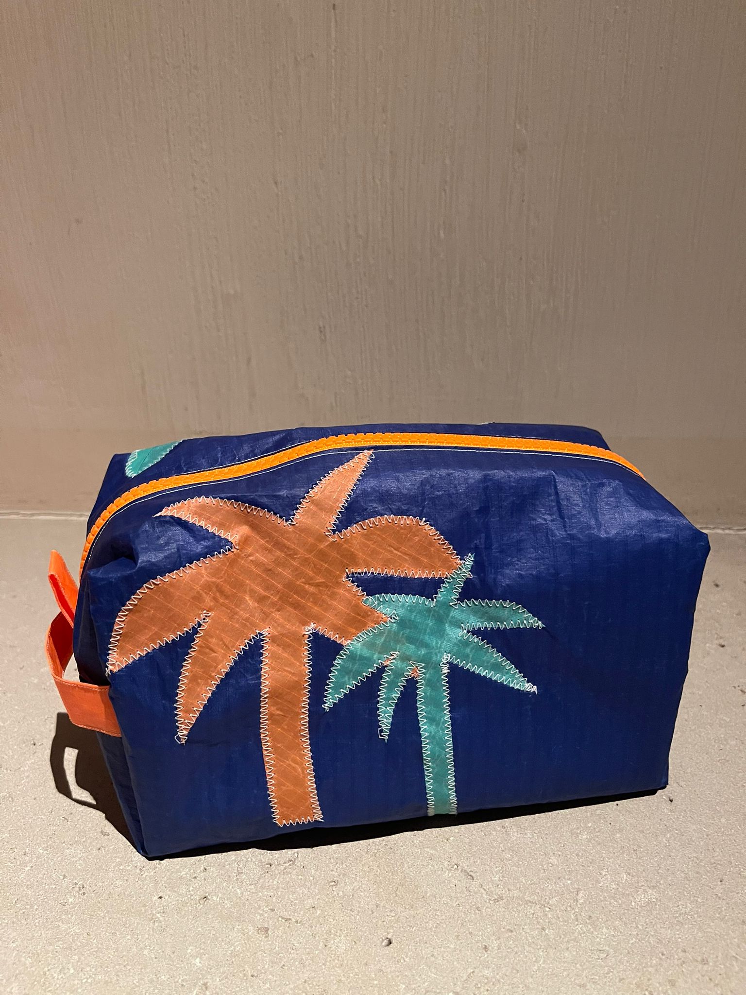 Dark Blue Medium Zip